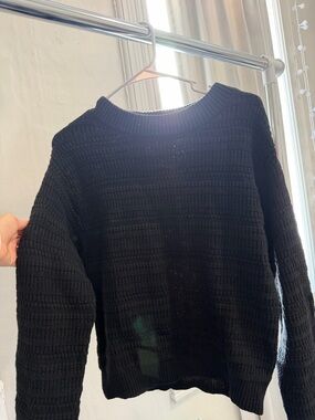 Universal Thread Black Textured Crew Neck Sweater